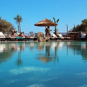https://i-ginepri-hotel.in-sardinia.net