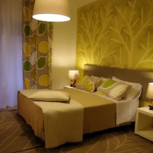 https://in-roma-life.it-romehotels.com