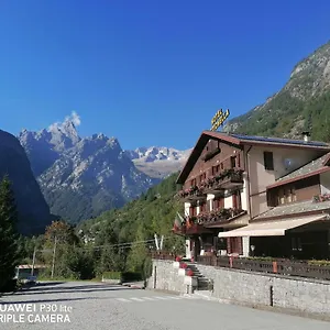 https://hotel-rustichella.it-lombardy.com